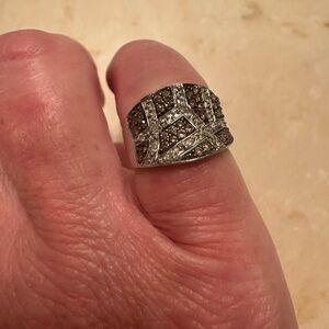 Diamond champagne, white rhodium ring